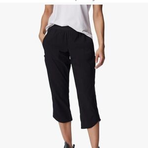 Columbia Womens Leslie Falls CapriHiking Pants, NWOTS, Size L